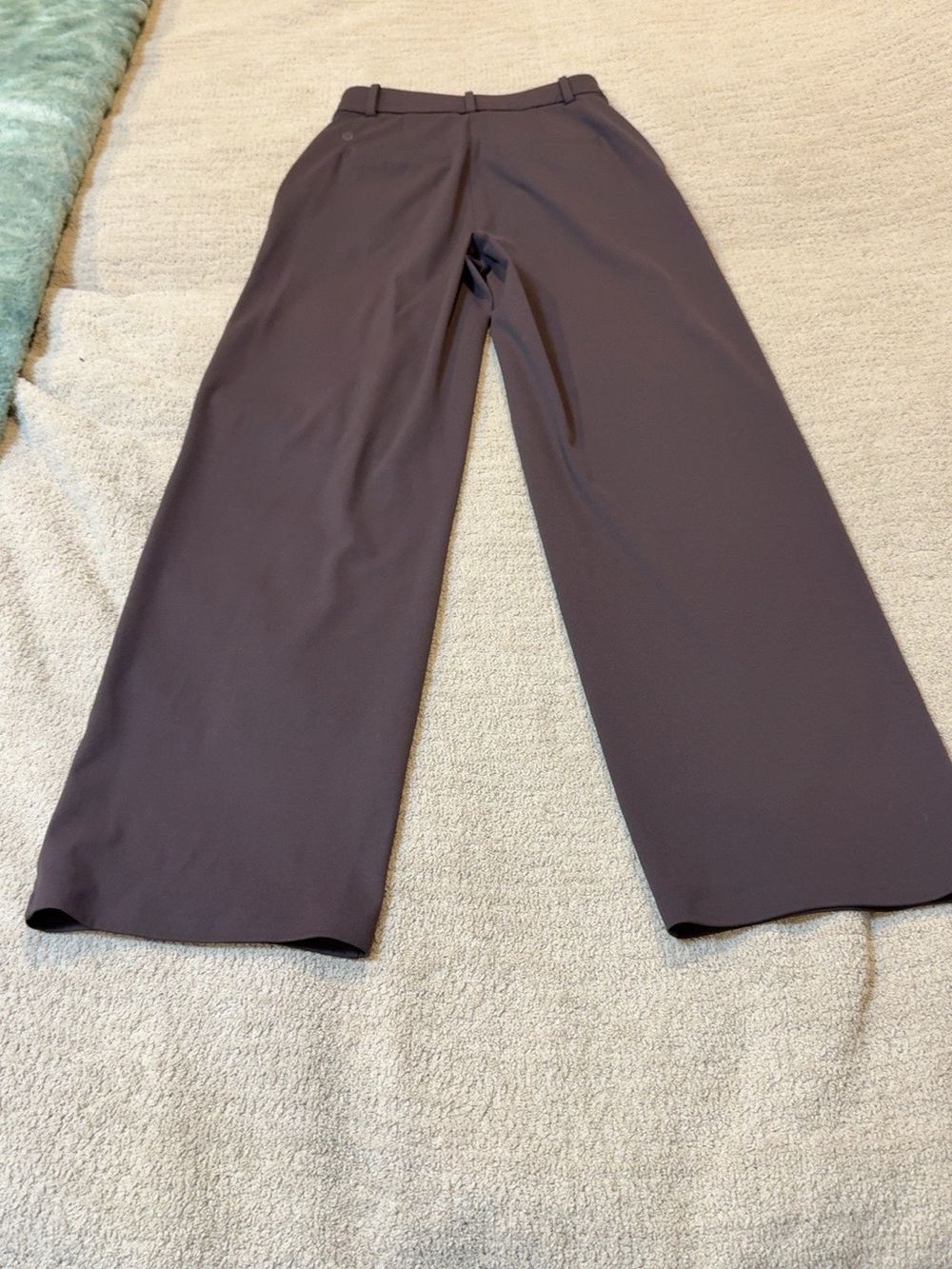 lululemon daydrift high rise straight leg trouser Pants in sequoia